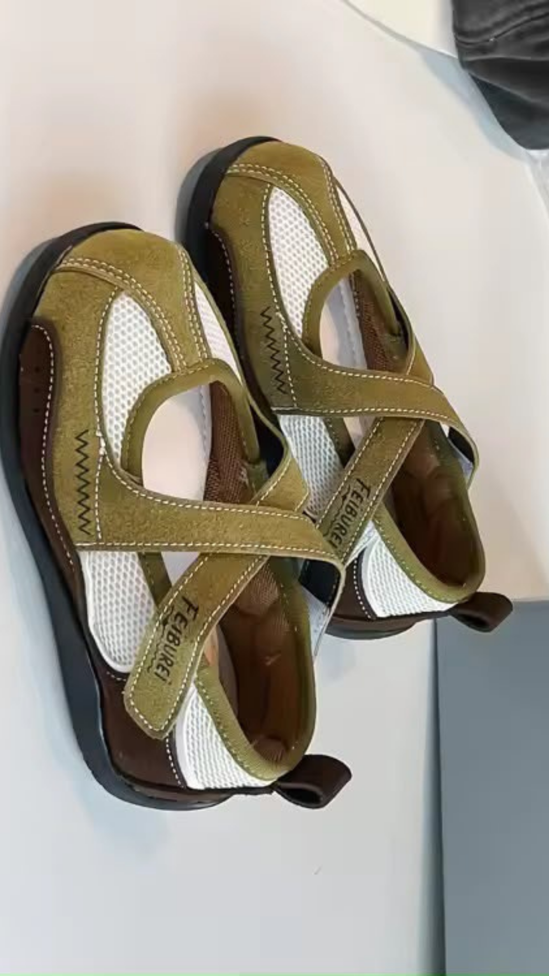 Crossed Flat Shoes